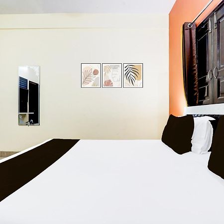 Hotel O R B Palace バラナシ エクステリア 写真